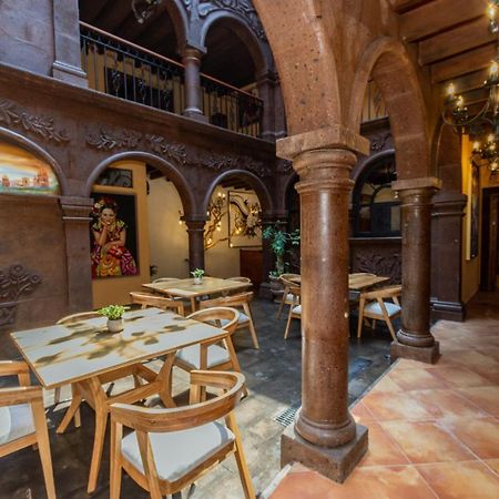Five Queens Boutique Hotel Альенде Экстерьер фото
